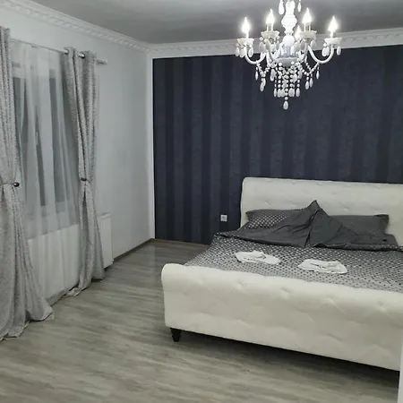 Apartament Elegance Брашов